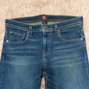 👖✨QUICKSILVER MENS JEANS SIZE 30 SLIM STRAIGHT